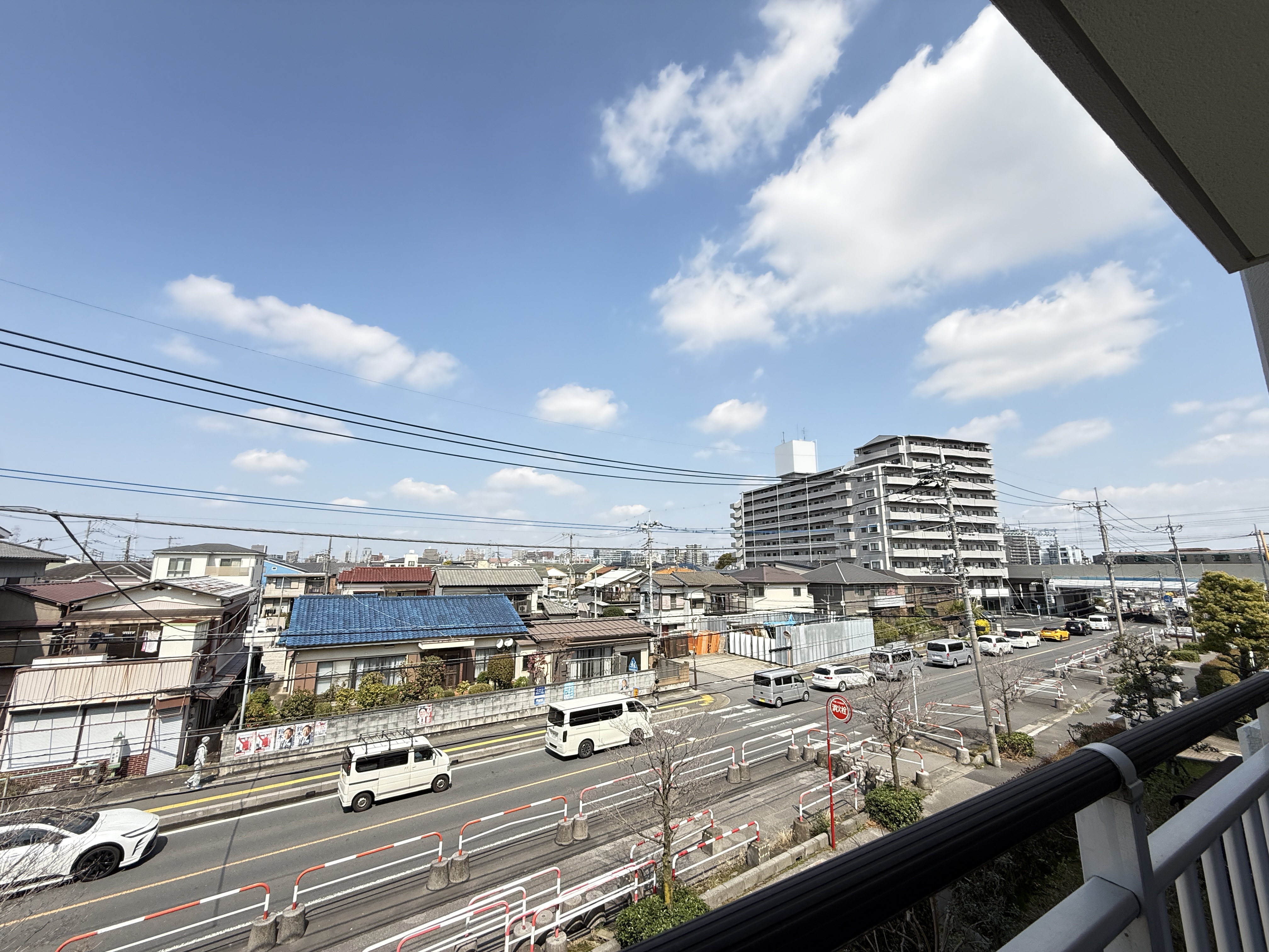 草加市谷塚町 マンション、新着物件のご紹介です!
